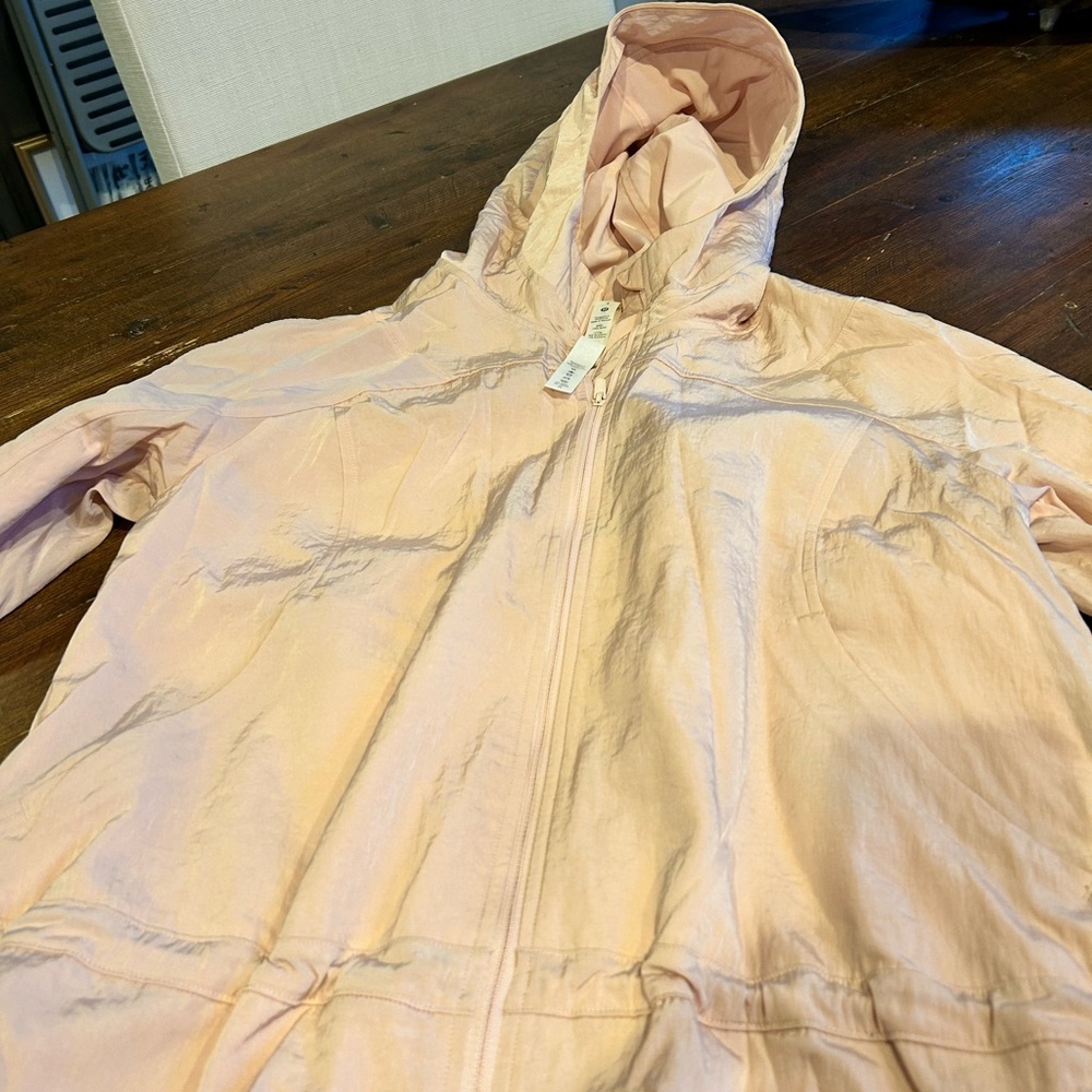 Lululemon light jacket - Picture 2 of 5